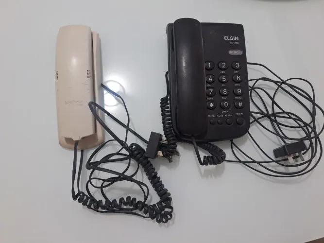 Telefone fio antigo