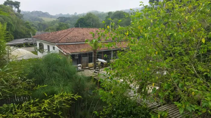 Chácara Mandirituba casa 165m², terreno 1.250m², 900m BR-116, 30min Curitiba, luz, água, f