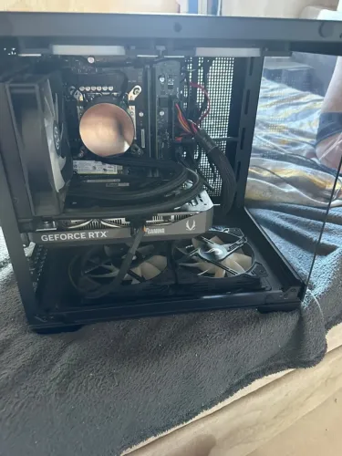 PC GAMER RTX 5060 I7 12th