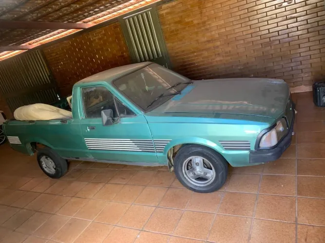Ford Pampa S 1.8 (álcool) 1989