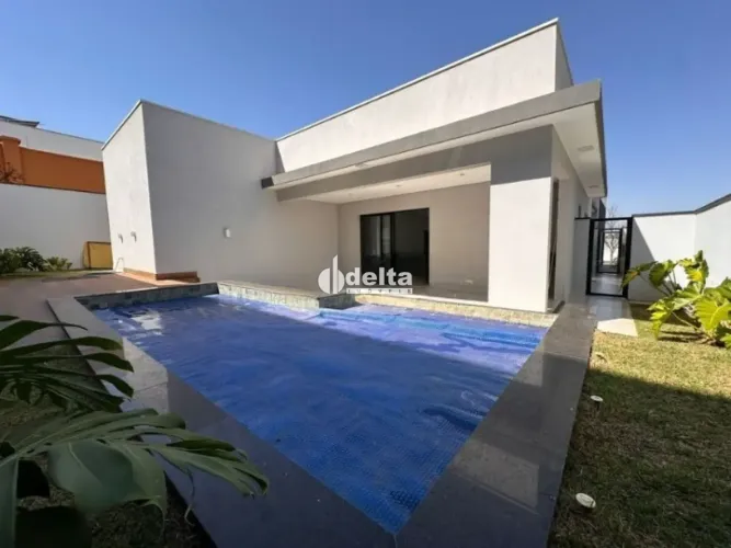 Casa em condomínio com 3 quartos disponível para locação no bairro Granja Marileusa em Ube
