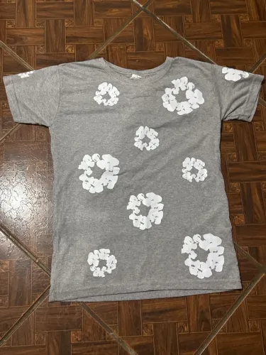 Denim tears camiseta cinza
