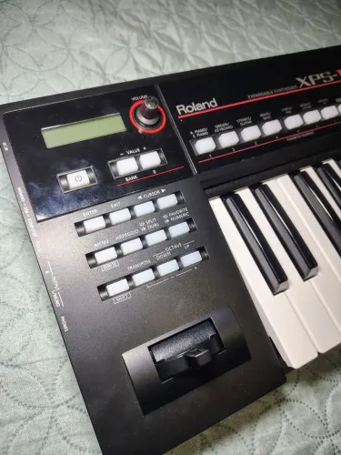 Teclado Roland PSX 10
