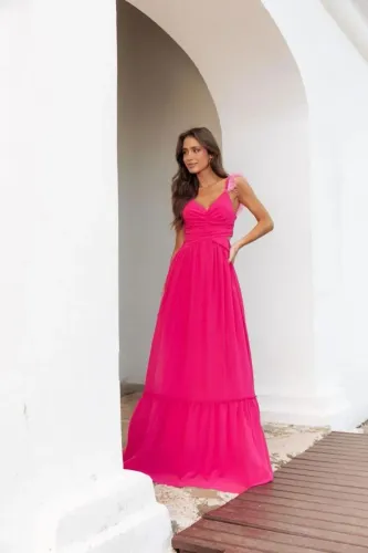 Vestido de Festa Pink Vibrante com Plumas