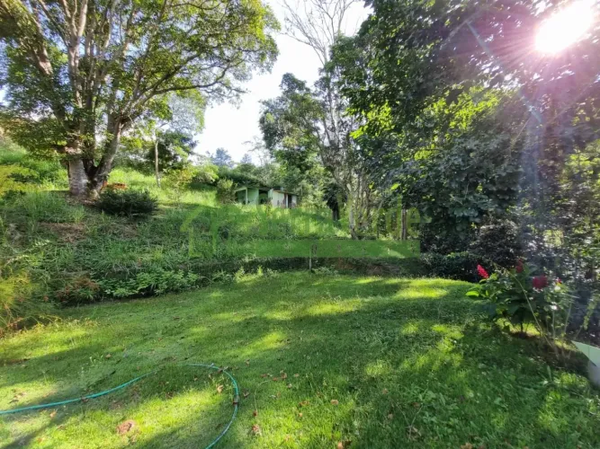 SECRETÁRIO (TERRENO EM CONDOMÍNIO FECHADO)