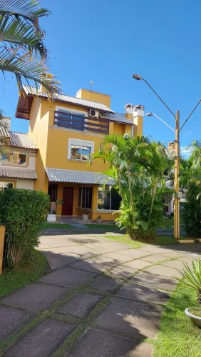 Casa perfeita em condomínio no norte de Floripa! E more de férias!