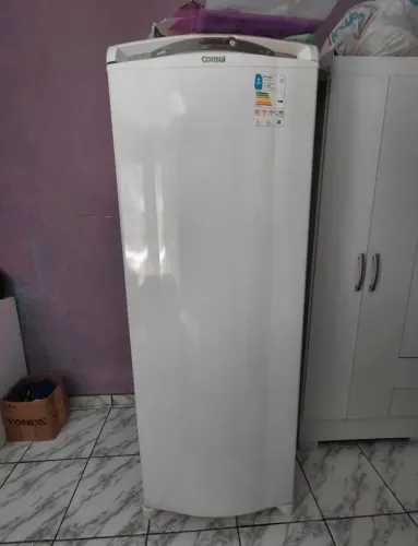 Vende-se geladeira 