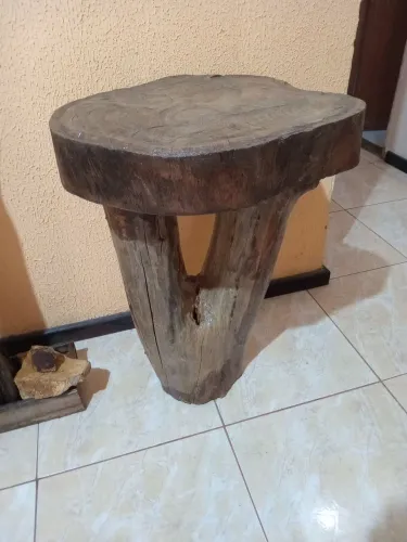 Mesa de tronco