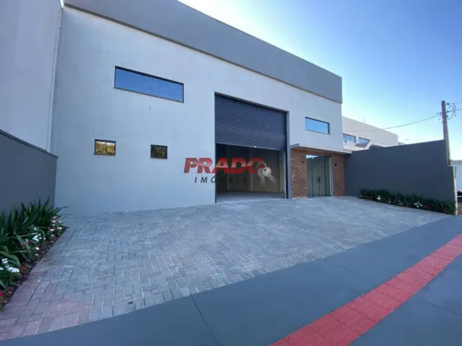 Barracão para alugar em Maringá, Jardim Alvorada, com 530 m²