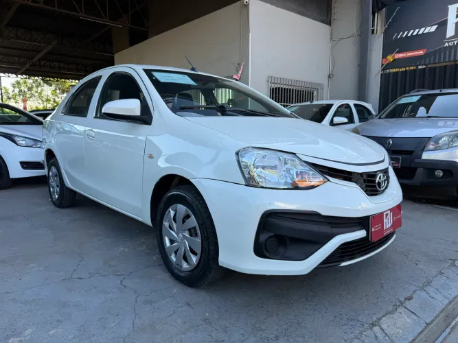Toyota Etios X Sedan 1.5 Flex 16V 4P Mec. 2018