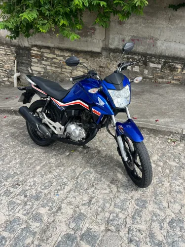 Titan 160