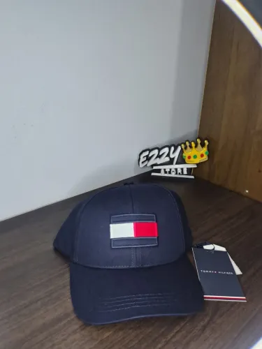 Boné Tommy Hilfiger bandeira