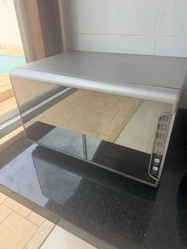 Micro-ondas Electrolux MI41S 31L Espelhado - Ótimo Estado