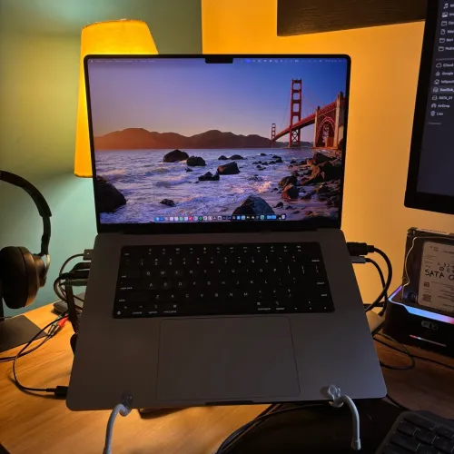 MacBook Pro M2 Pro 16 polegadas
