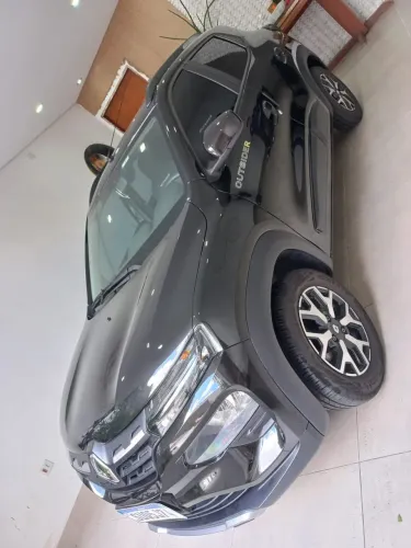 Renault Kwid Outsider 1.0 Flex 12V 5P Mec. 2024