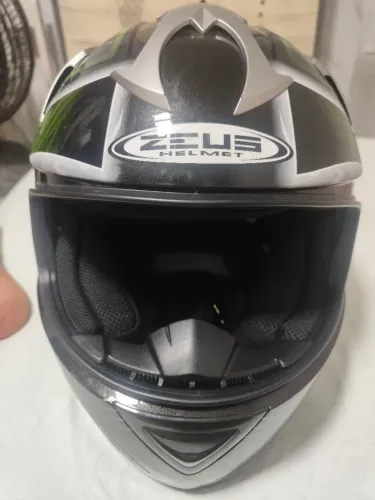 Capacete