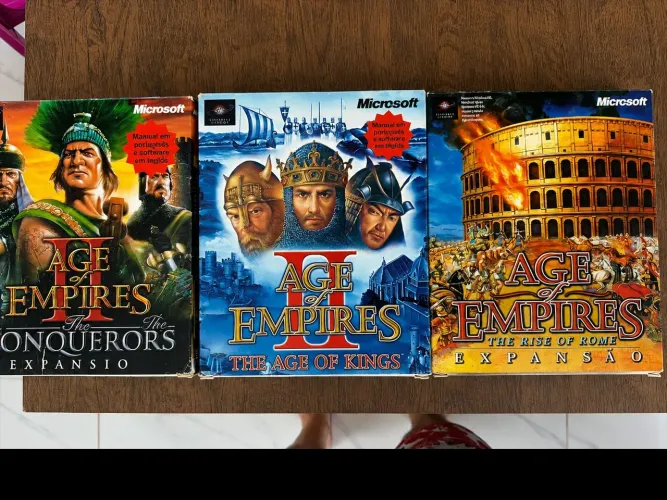 JOGO AGE OF EMPIRES IMPECÁVEL, ORIGINAL, E MANUAL EM PORTUGUÊS RARIDADE