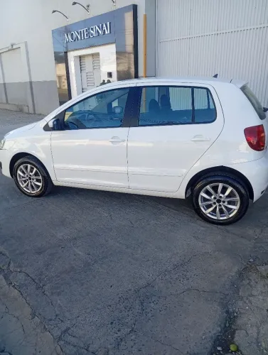 Volkswagen Fox 1.0 MI Total Flex 8V 5P 2014