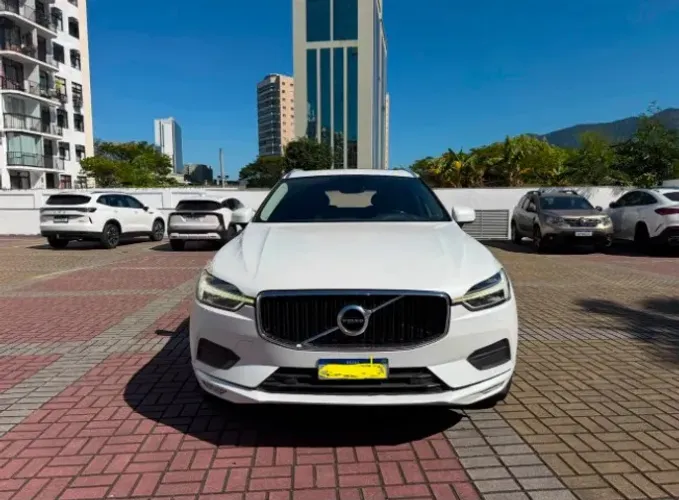Volvo XC 60 T-5 Momentum 2.0 254cv AWD 5P 2019