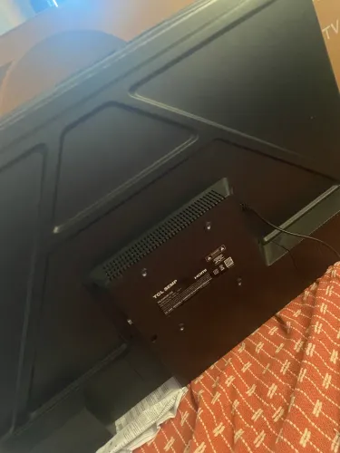 smart TV, 32polegada nova zero, na caixa emplastificada, com tudoo! pra vender ligeiro