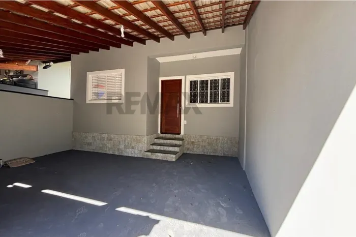 Casa para Locação em Vinhedo/SP | 3 dormitórios (1 suíte) | Recém reformada | Excelente cu