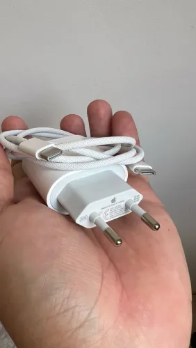 Cabo do iPhone 16 e carregador original carga rápida 35W com garantia