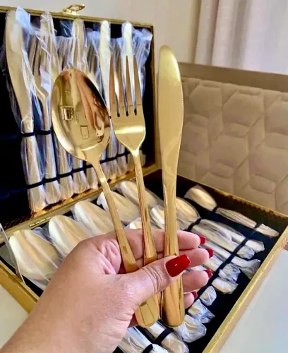 Conjunto de Faqueiro de Luxo 24 peças.