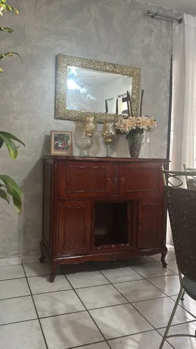 Aparador / Buffet de madeira Maciça