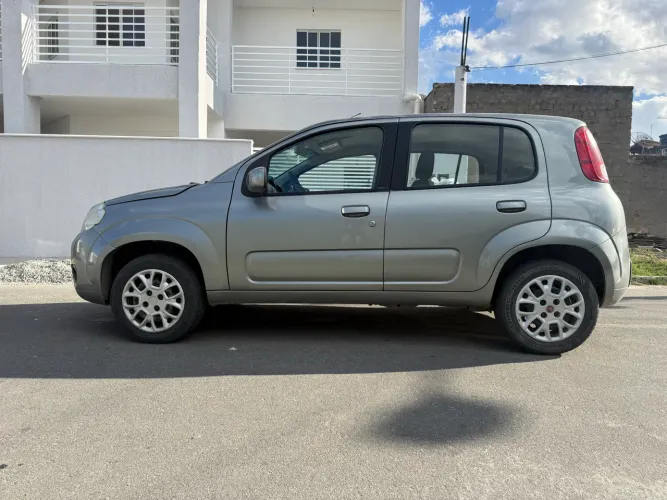 Fiat Uno Vivace Celeb. 1.0 EVO F.flex 8V 5P 2014