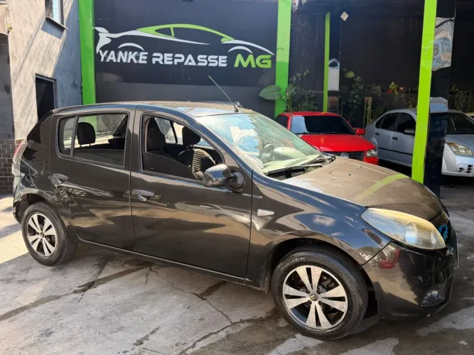 Renault Sandero 2013
