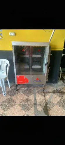 Máquina de assar frango