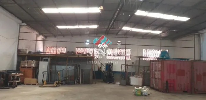 EXCELENTE GALPÃO C/ 1.200M² EM VAZ LOBO