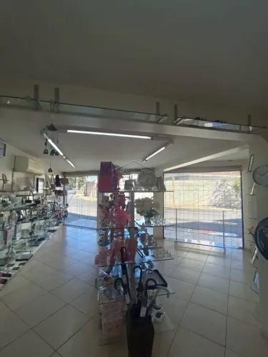 EXCELENTE LOJA COMERCIAL DE 97M²