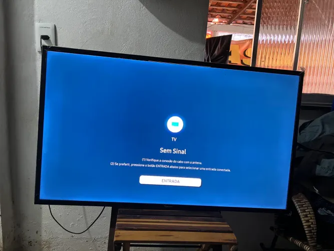 Vendo uma tv de 32 p