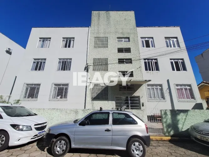 Excelente Apartamento 2 dormitório(s) em Centro - Florianópolis