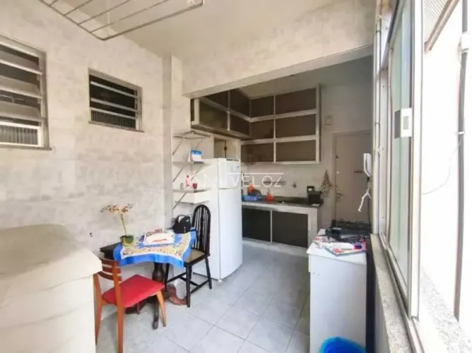 Apartamento : / Residencial / Catete