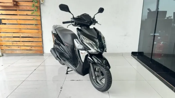 HONDA ELITE 125 2019 PRETA COM INCRIVEIS 8.000 KM