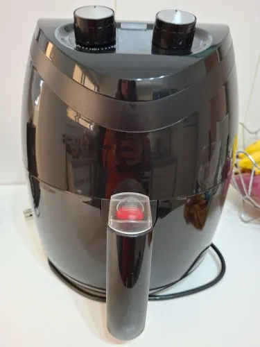 Airfry Britânia em excelente estado