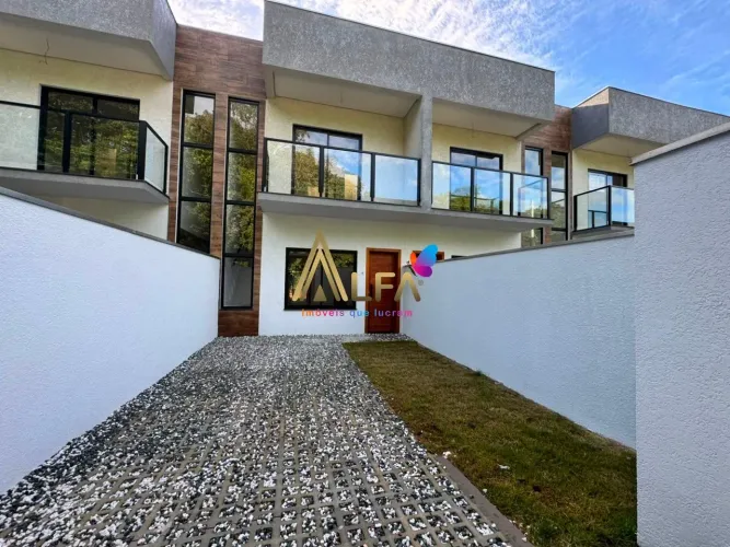 SOBRADO ALTO PADRÃO - 150 METROS DA PRAIA - PENHA/SC.
