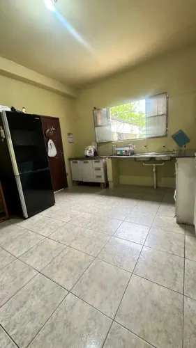 Vendo lindíssima casa de 300m² no conjunto 31 de março, bairro Japiim