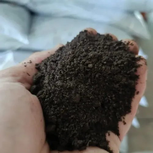 Húmus de minhoca saco com 20 Kg