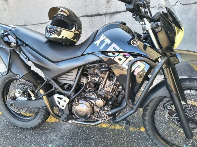 Yamaha XT 660R 2010 - Revisada, Quitada. Valor negociável 