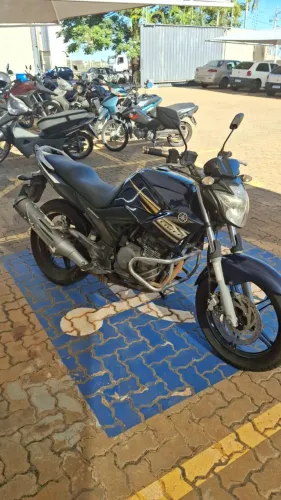 MOTO FAZER 250CC/Venda