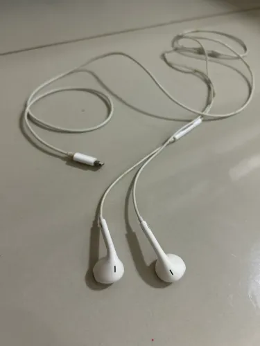 Apple earpod original seminovo em perfeito estado de funcionamento