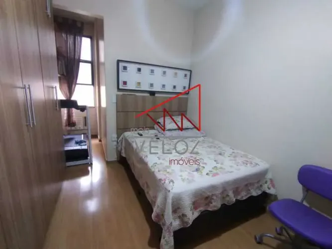 Apartamento - / Residencial / Glória