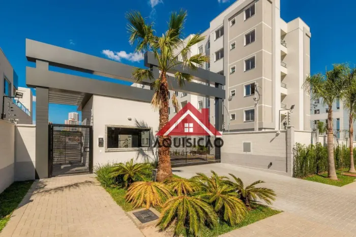Apartamento SEMIMOBILIADO com 2 dormitórios com sacada para alugar, 50 m² por R$ 2.168,00/