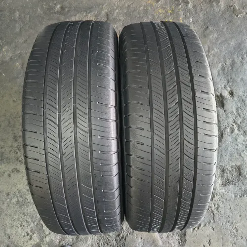 Pneu 215/60/17 Michelin - Usados (2 pneus)