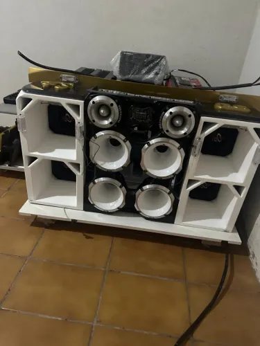 Som automotivo