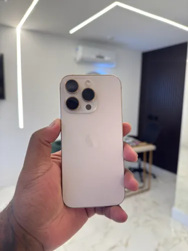 iPhone 16 Pro 512Gb Desert 91% de Bateria - Usado 