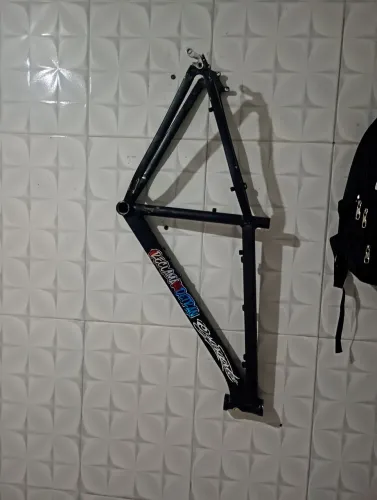 QUADRO RAVA